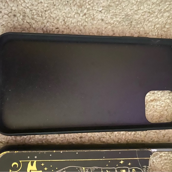 Rogue + Wolf iPhone 11 Pro Max case log - 3 cases total. - Picture 10 of 13